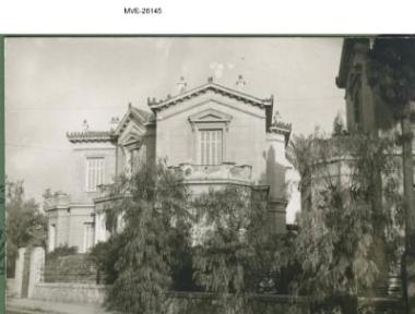 Φάληρο ή Πειραιάς του '65 - 70' - Αρχοντικό