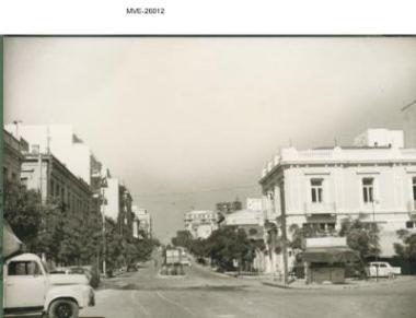 Πειραιάς του '65 - 70' - Οδός Χαρ. Τρικούπη