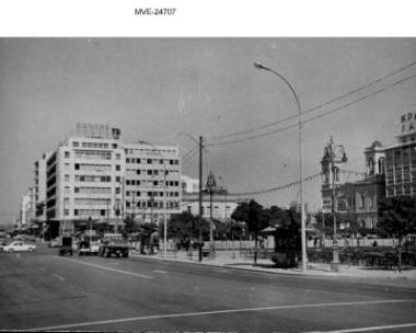 Ο Πειραιάς του '65 - '70 - πλ. Κοραή