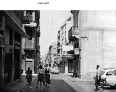 Η Αθήνα του '65 -70' - Οδός Καραγεώργη Σερβίας και Λέκκα