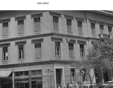 Η Αθήνα του '65 - 70' - πλ. Αγ. Γεωργίου Καρύτση