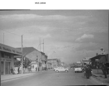 Η Αθήνα του '65 - 70' - Πιθανόν η οδός Πειραιώς
