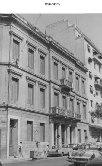 Η Αθήνα του '65 - 70' -  πλ. Αγ. Γεωργίου Καρύτση.