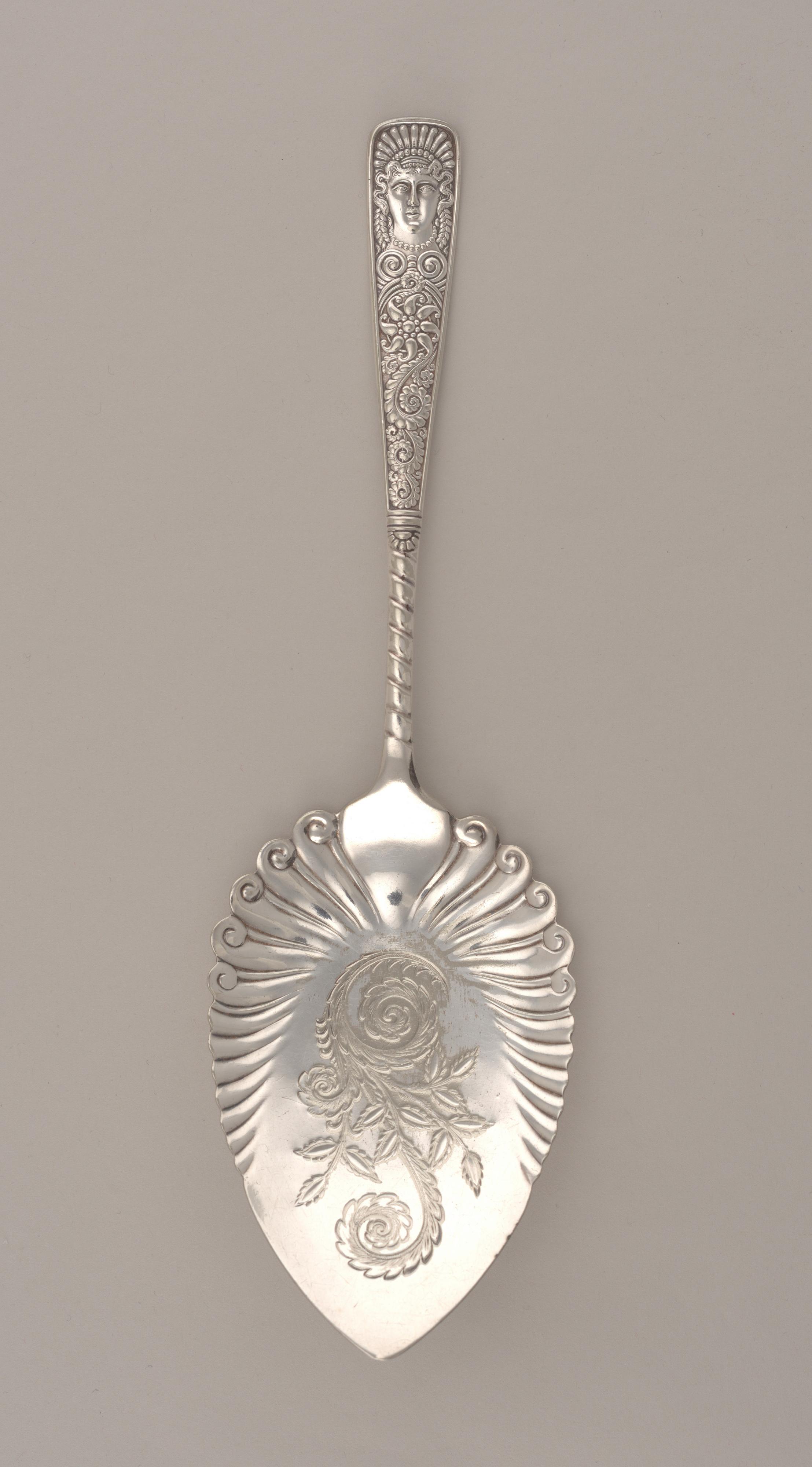 "Assyrian Head" Pattern Pie Server