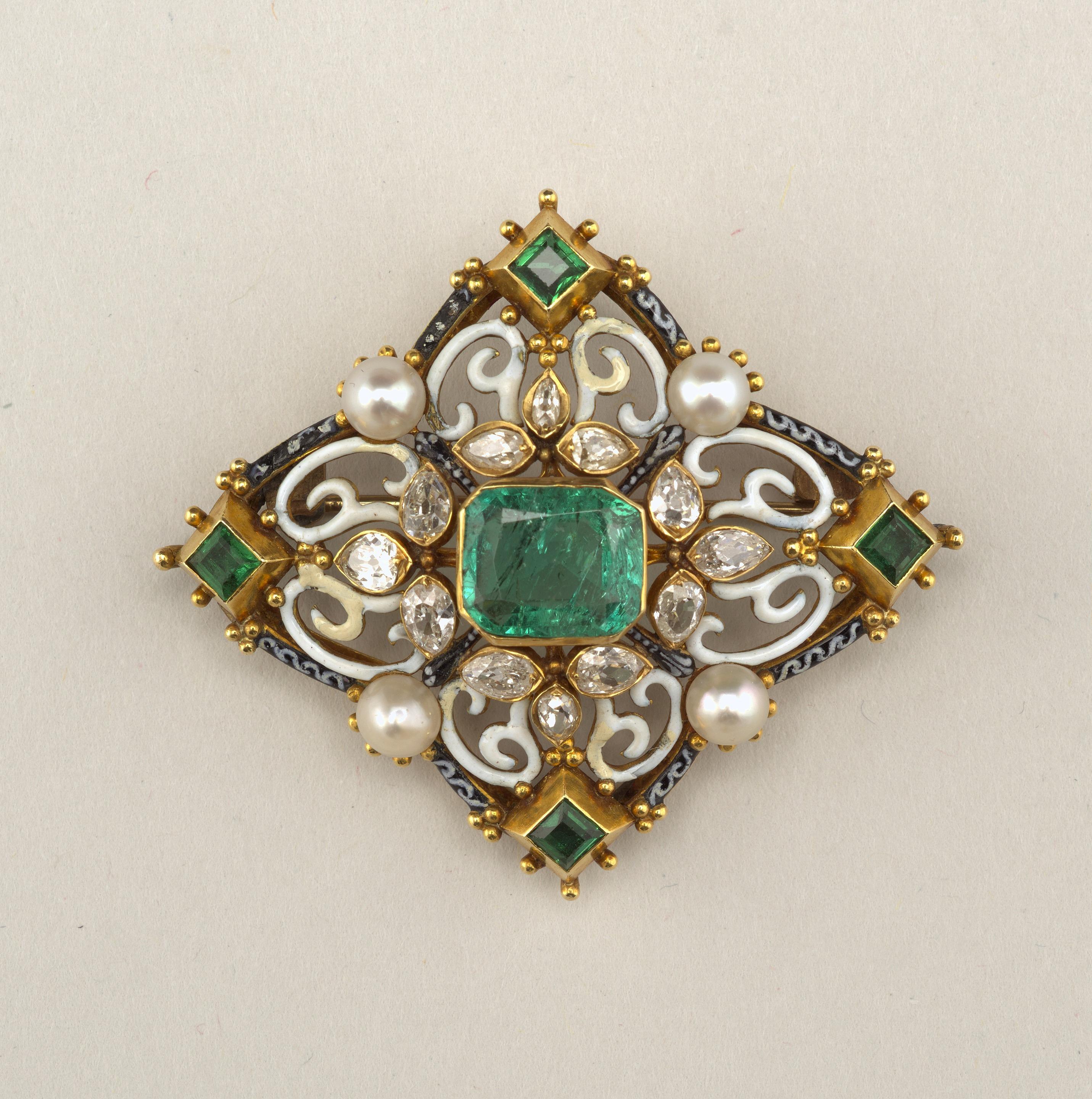 Brooch