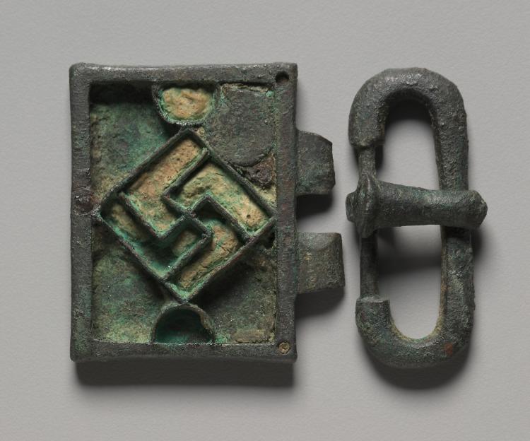 Buckle