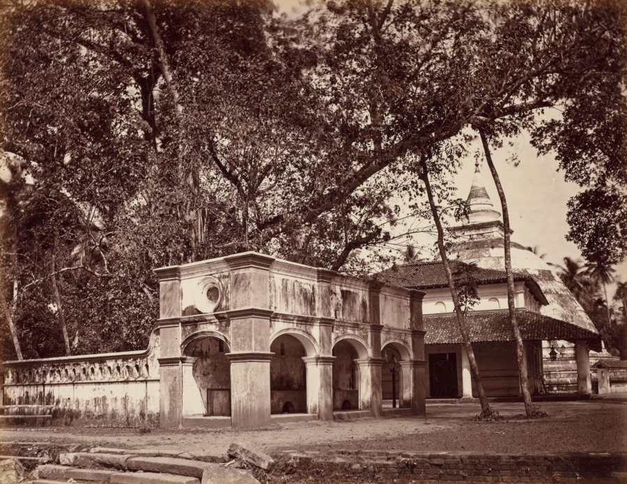 Buddhist Temple, Kalani
