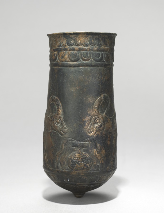 Button-Based Situla