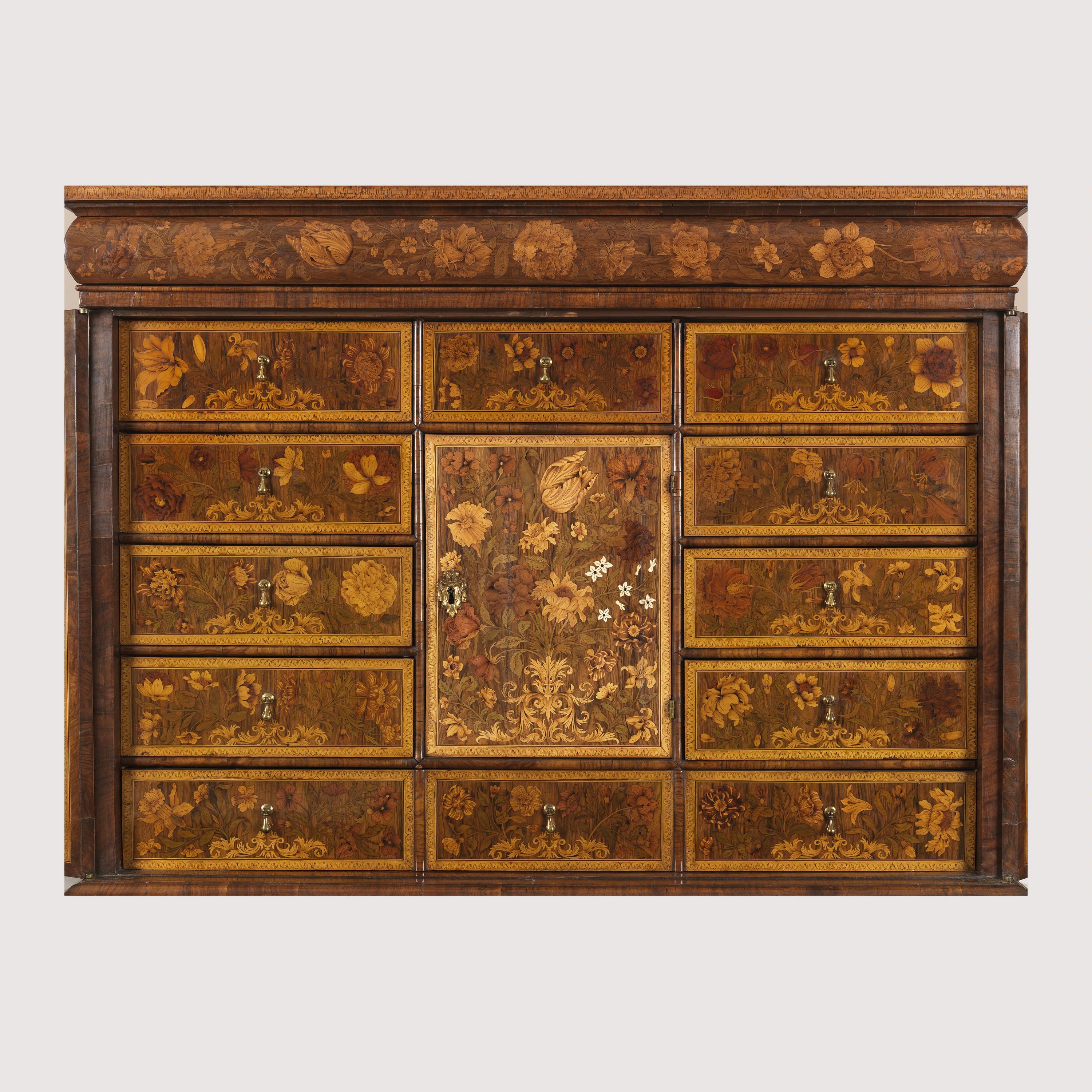 Cabinet on Stand