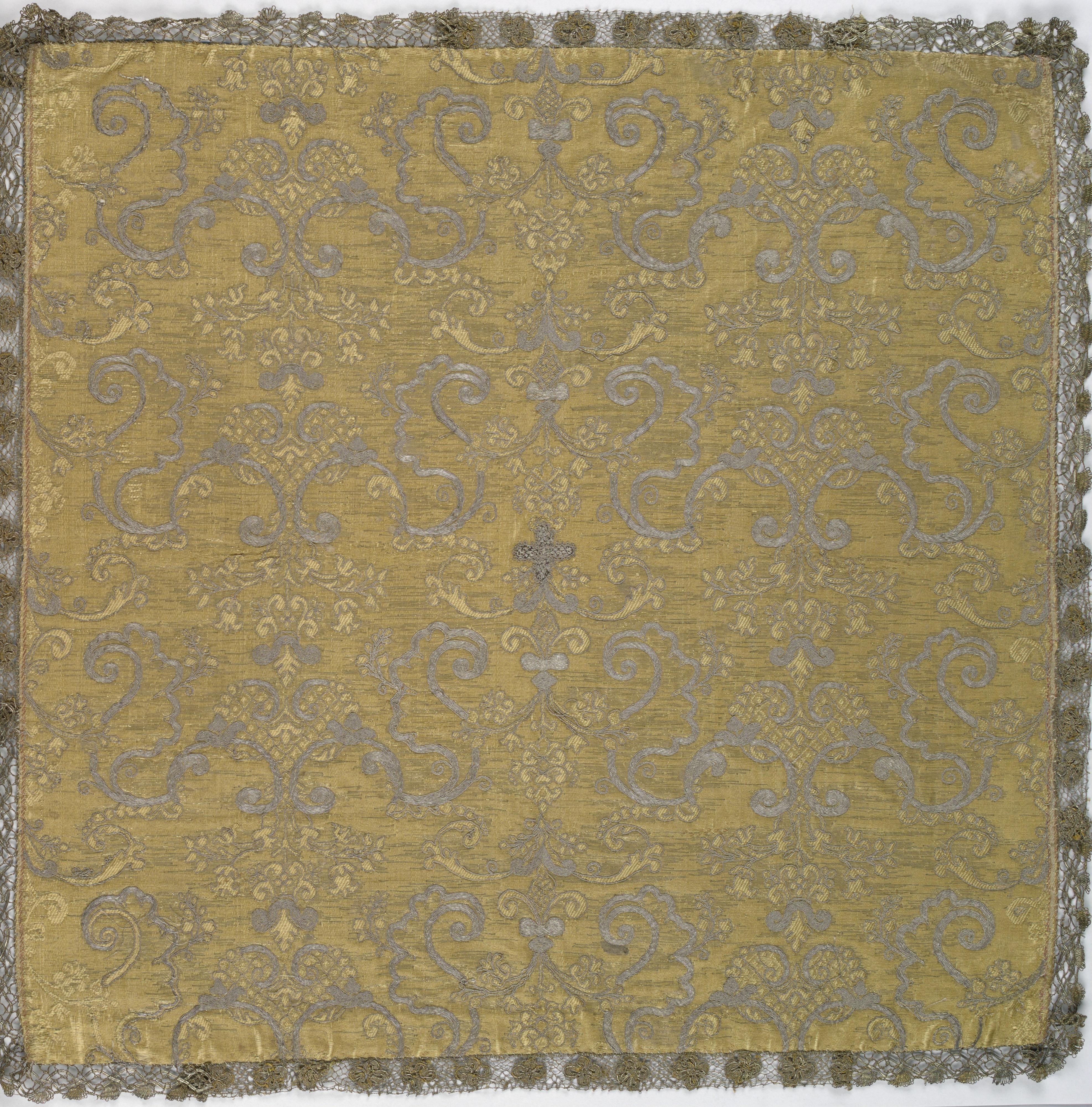 Chalice cover
