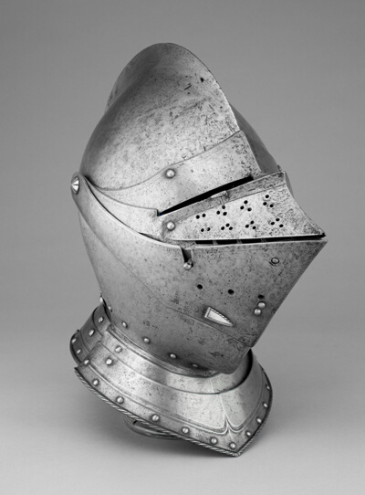 Close Helmet