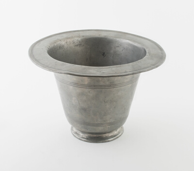 Commode Pot