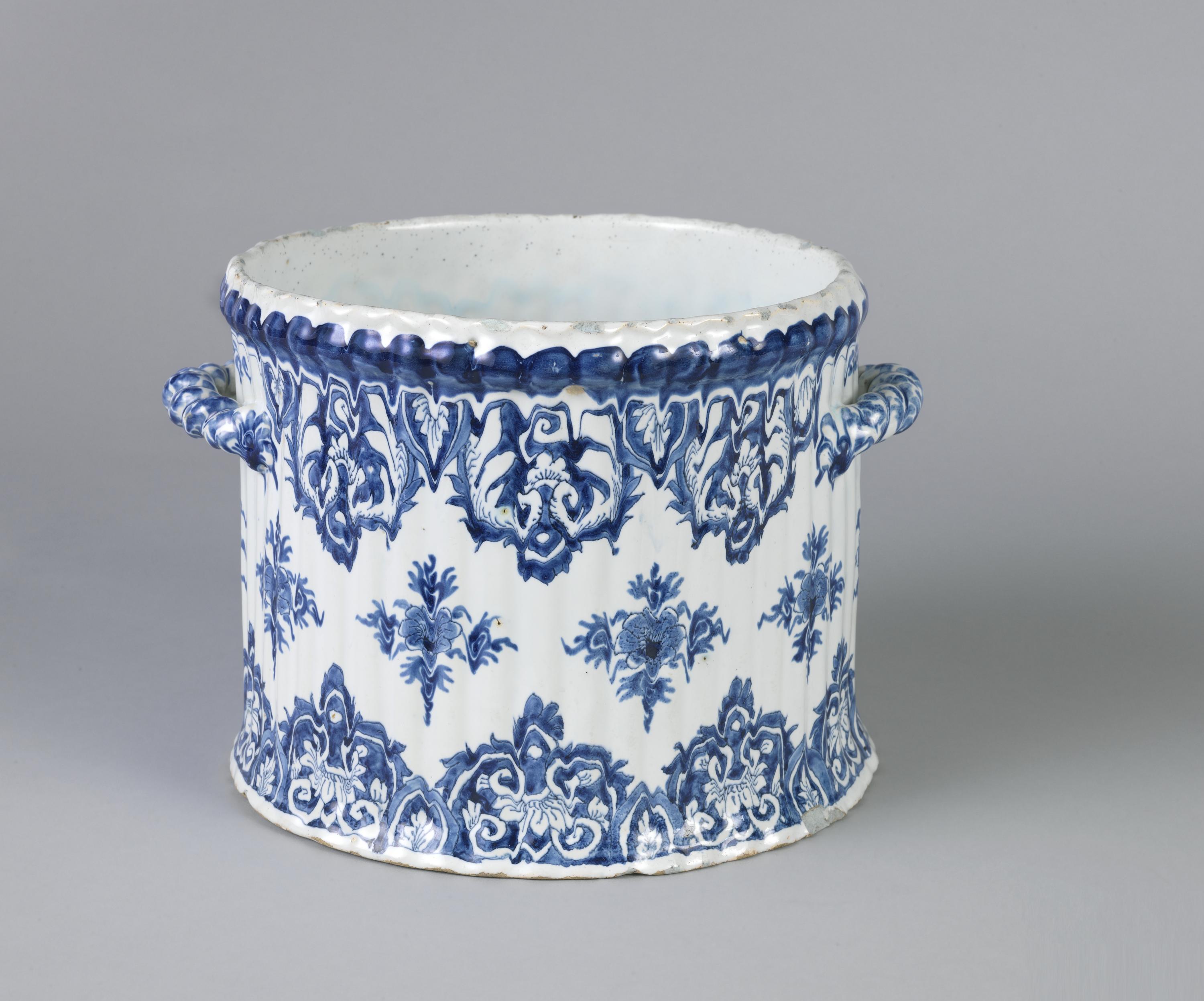 Cooling pail
