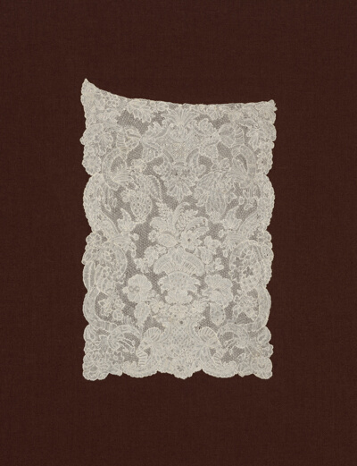 Cravat End
