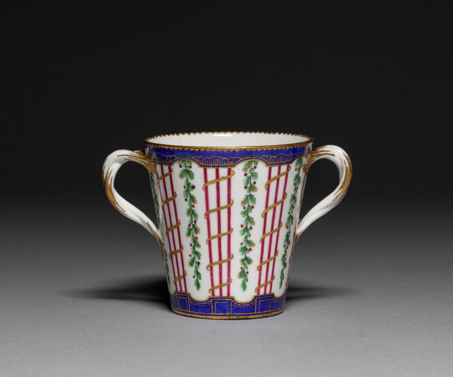Cup