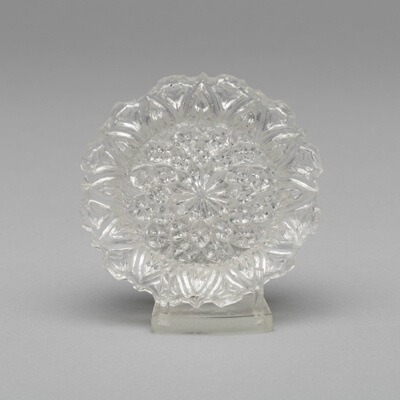 Cup plate
