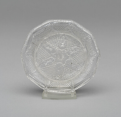 Cup plate