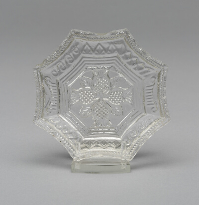Cup plate