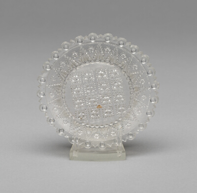 Cup plate