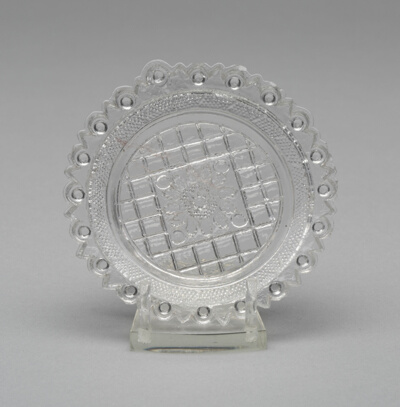 Cup plate