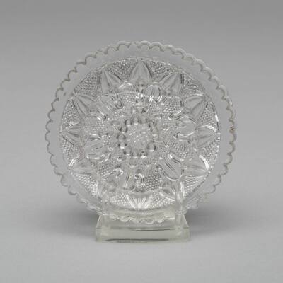 Cup plate