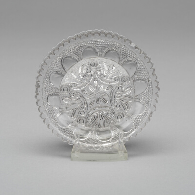 Cup plate