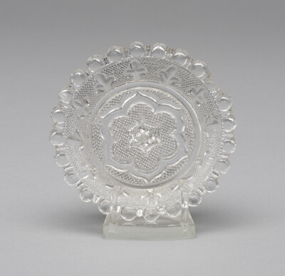 Cup plate