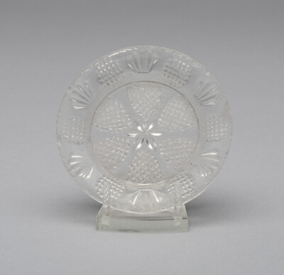 Cup plate