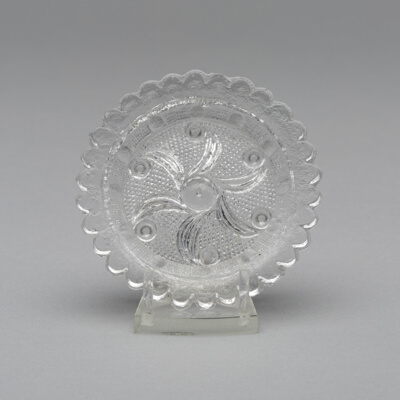 Cup plate