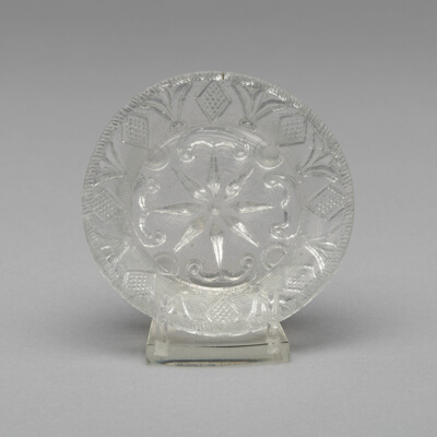 Cup plate