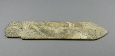 Dagger axe