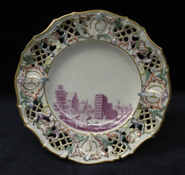 Dessert plate