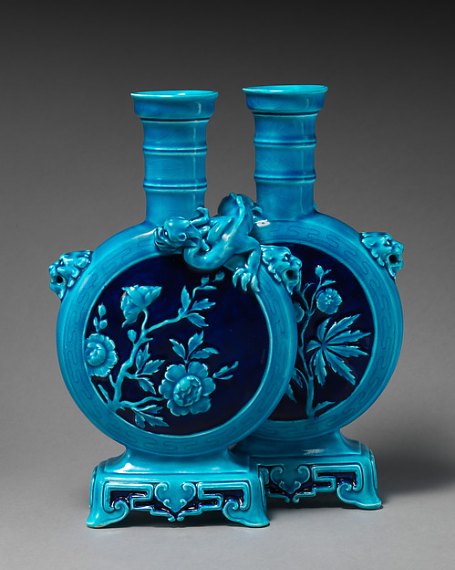 Double moon flask