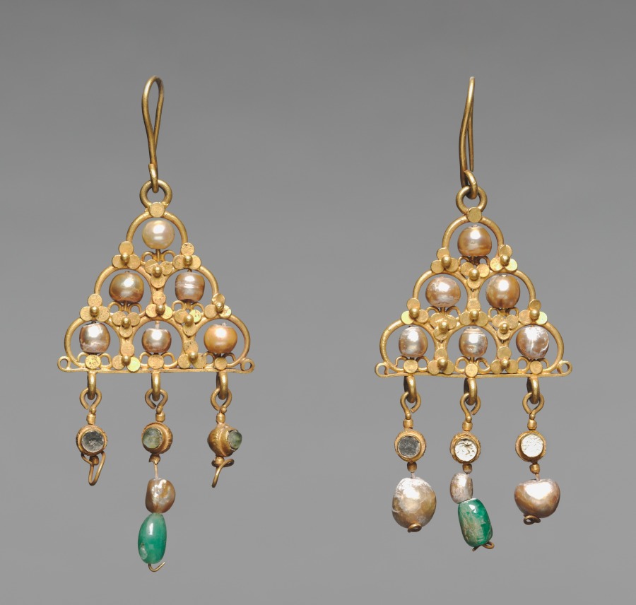 Earrings (pair)