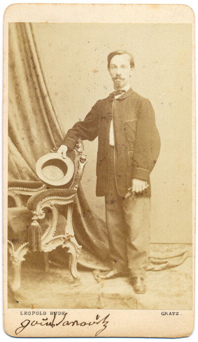 G. Vanovitz