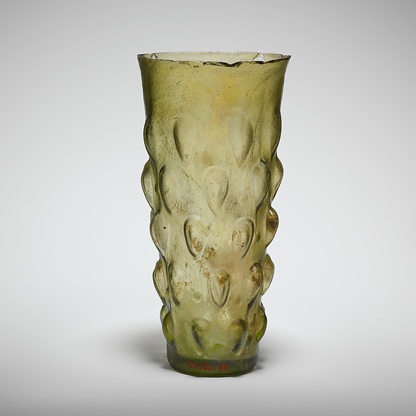 Glass beaker