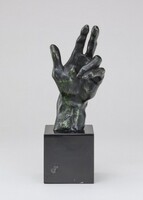 Hand