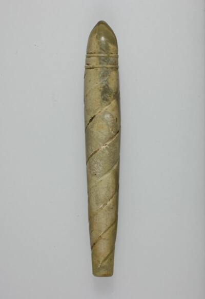 Handle shaped object