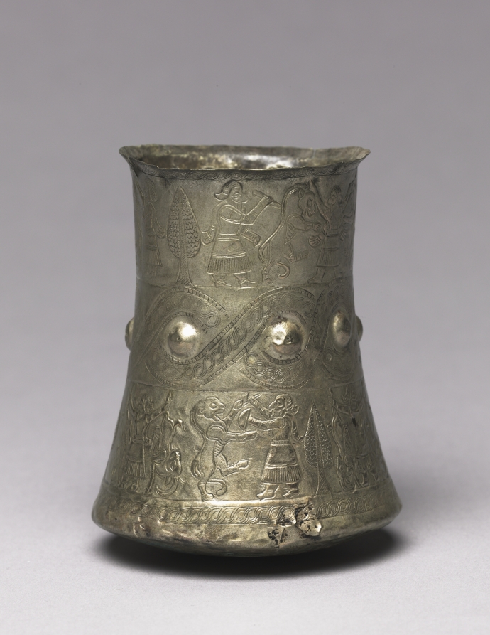 Hero and Animal Combat Beaker