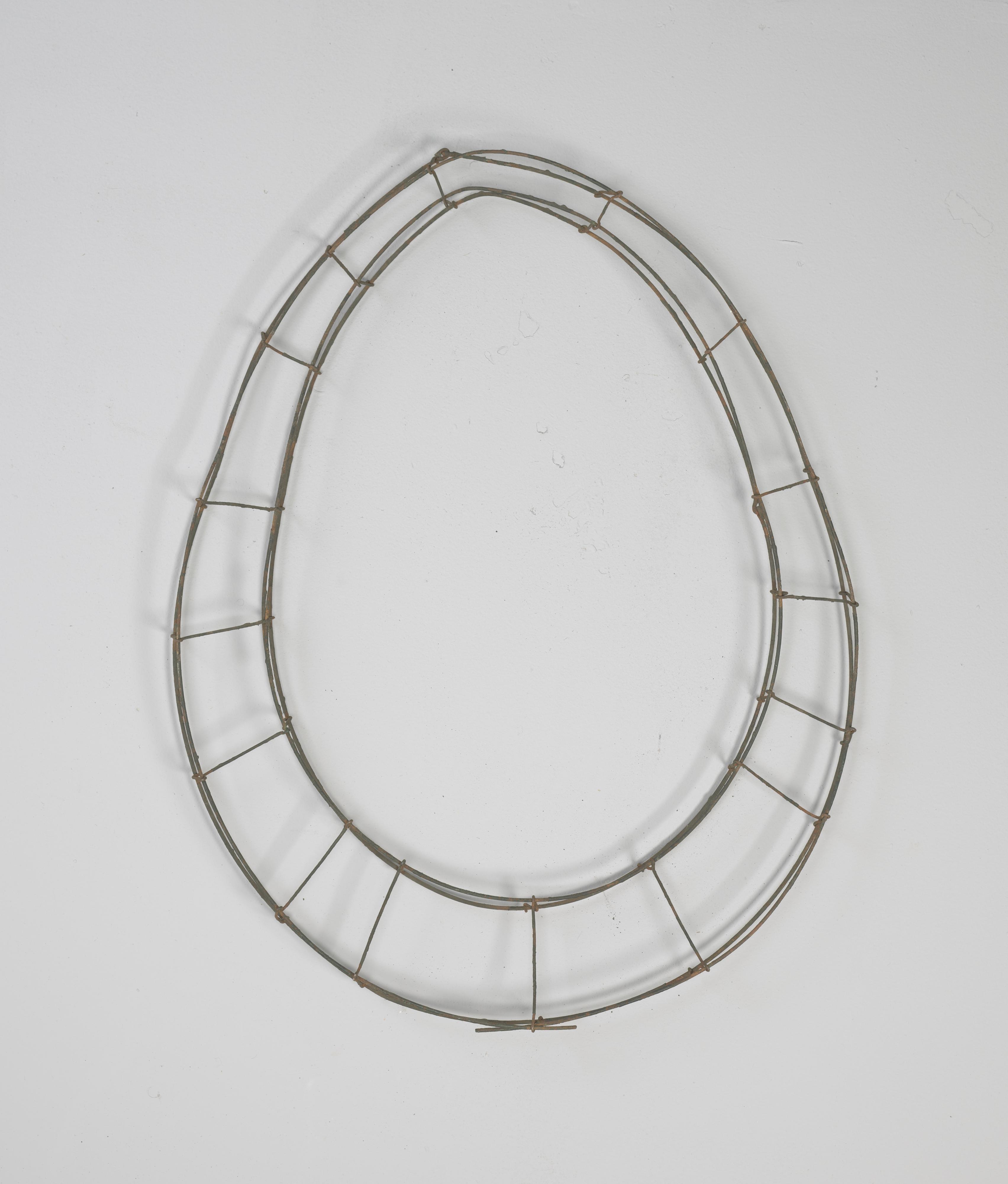 <I>Wire frame, victor's wreath</I>