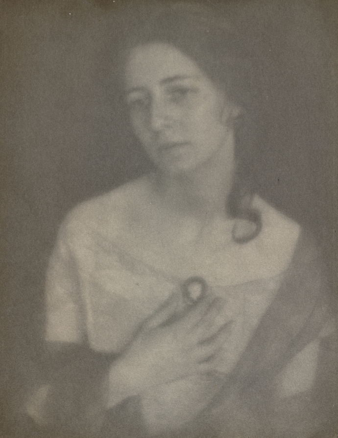 Julia Hall McCune