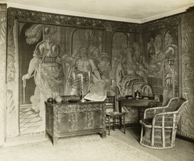 Kelmscott Manor: In the Tapestry Room