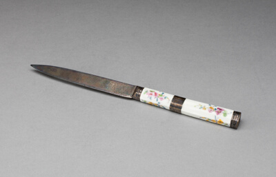 Knife