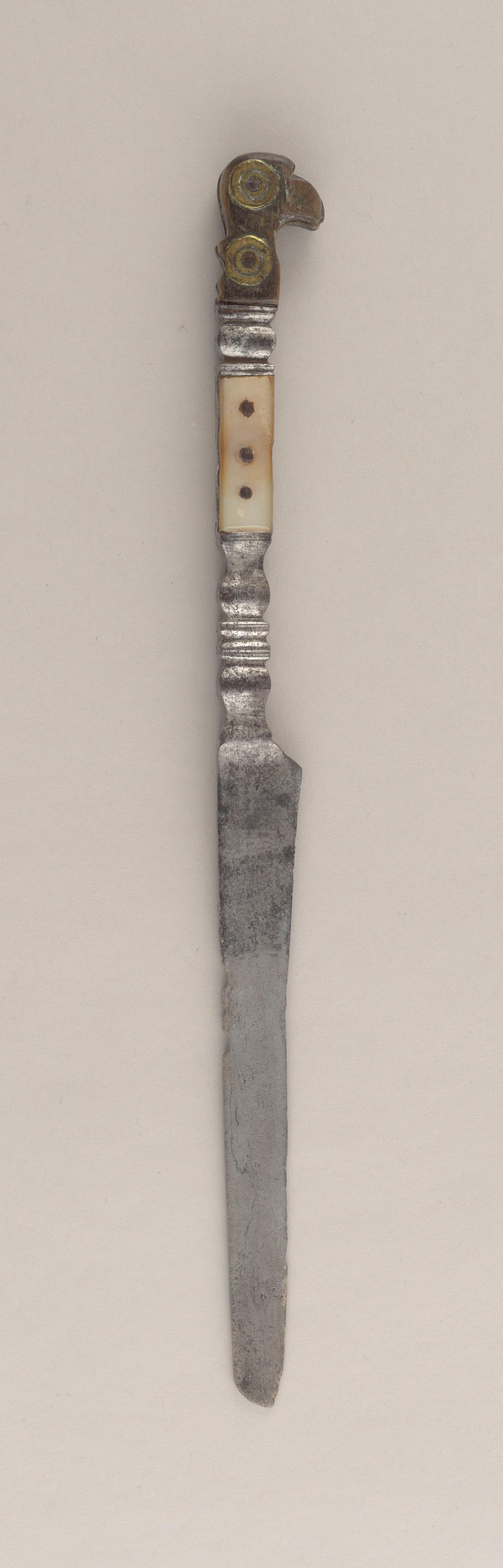 Knife