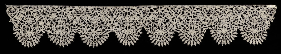 Lace Collar