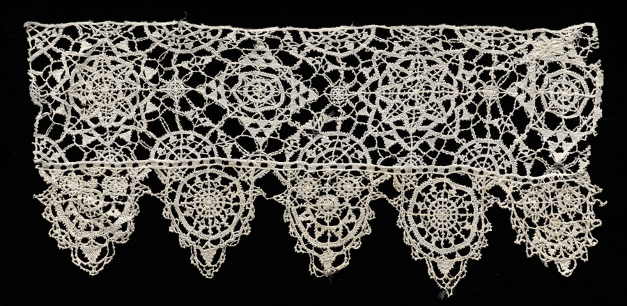 Lace Edging Fragment
