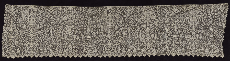 Lace Flounce