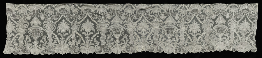 Lace Flounce
