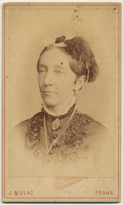 Louise Adam