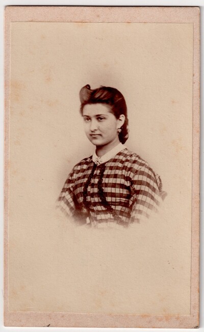 Mlada žena